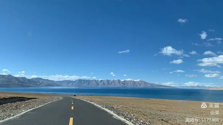 雪山与圣湖