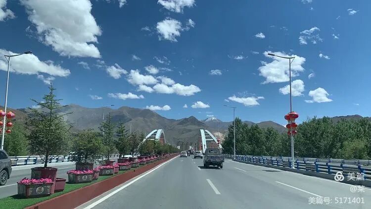 拉萨柳梧大桥，海拔3545m，两步路轨迹第一个打卡点，打卡时间：2021.5.24 15:41
