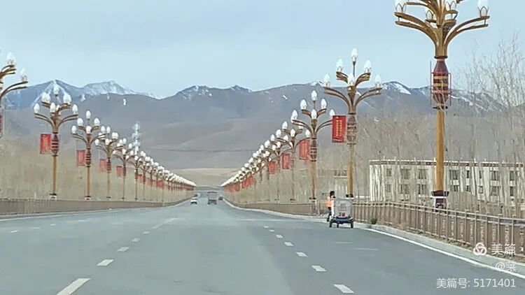 噶尔县街景