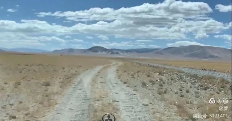 搓衣板路，晃得太厉害了，手机拿不稳
