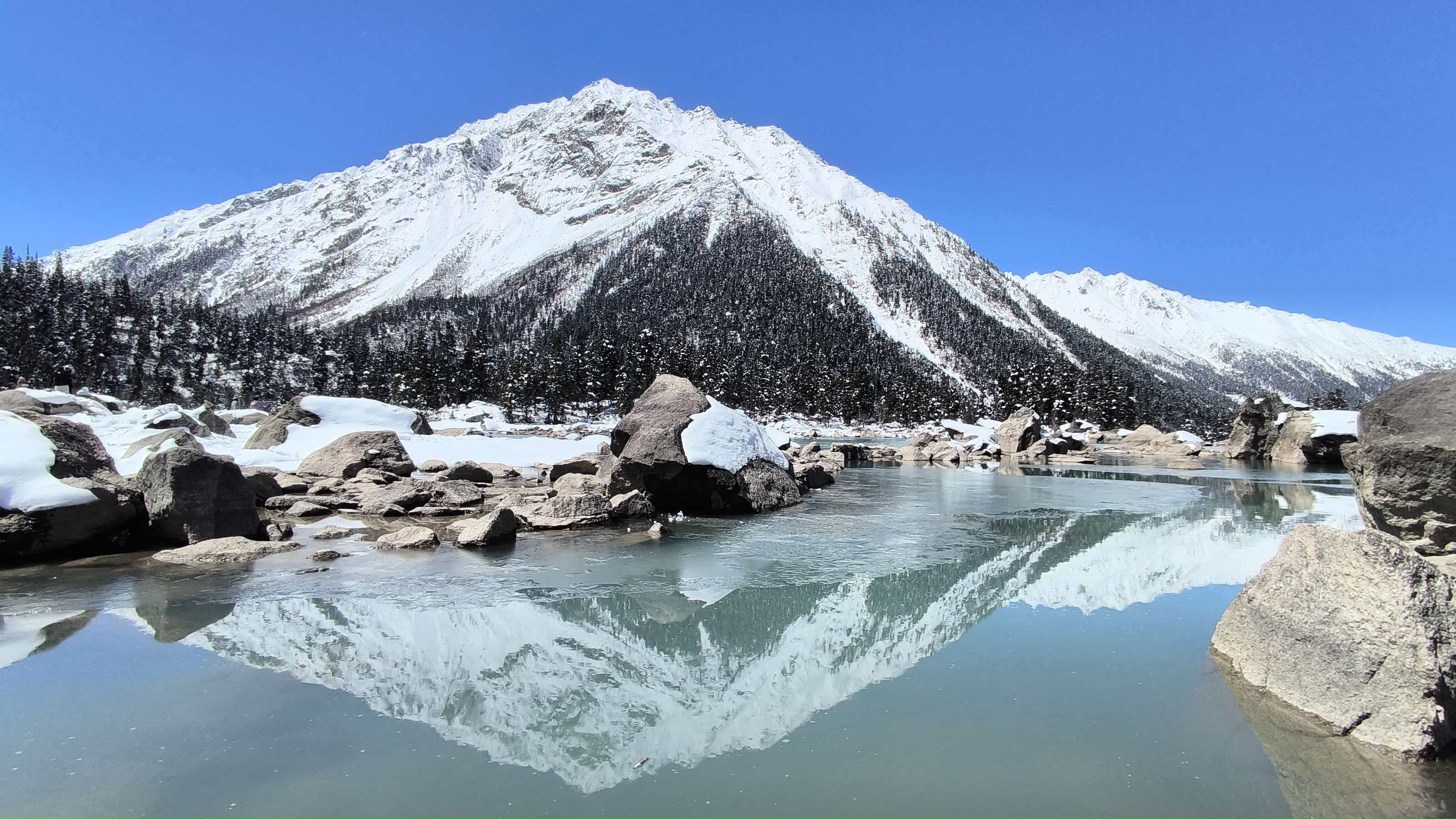 然乌湖